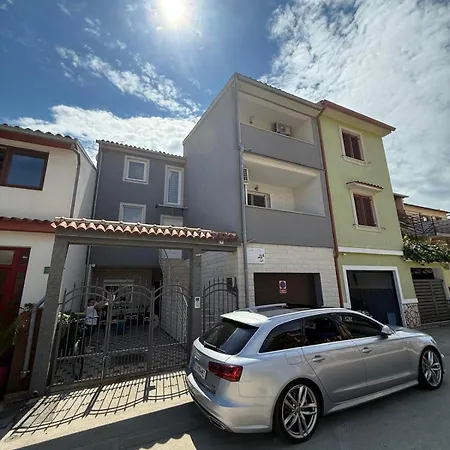 Ti&ja Apartman Póla